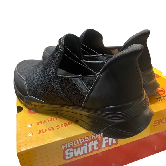 Skechers Mens Equalizer 4.0 Hands Free SlipOn Swift-Fit Black Shoe Size 10.5 NEW - Picture 7 of 14